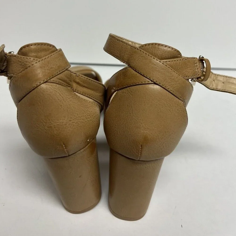 Chinese Laundry Women's Go On Heeled Sandals Brown, Size 7 M